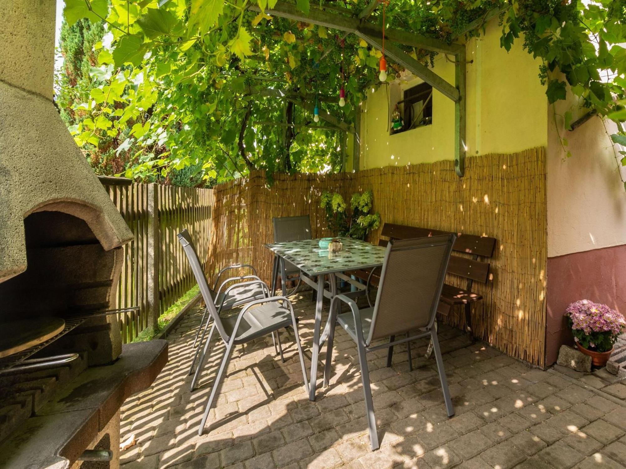 Modern Apartment In Sebnitz With A Terrace In Sebnitz Exteriér fotografie