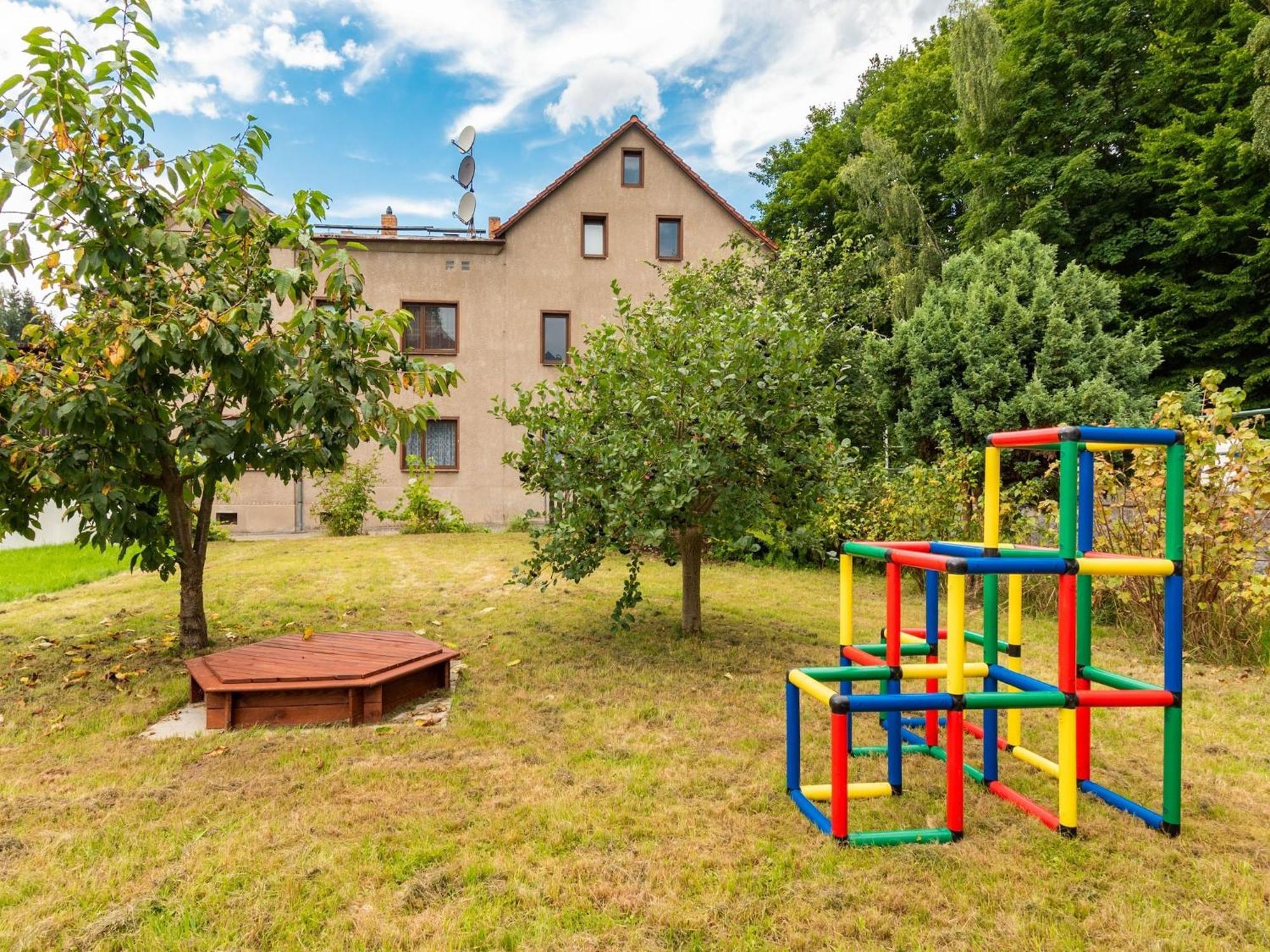 Modern Apartment In Sebnitz With A Terrace In Sebnitz Exteriér fotografie